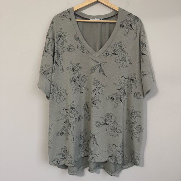 Jane & Delancey Olive Green Sweater Top Size 2X Floral V-Neck Short Sleeve - Picture 1 of 12